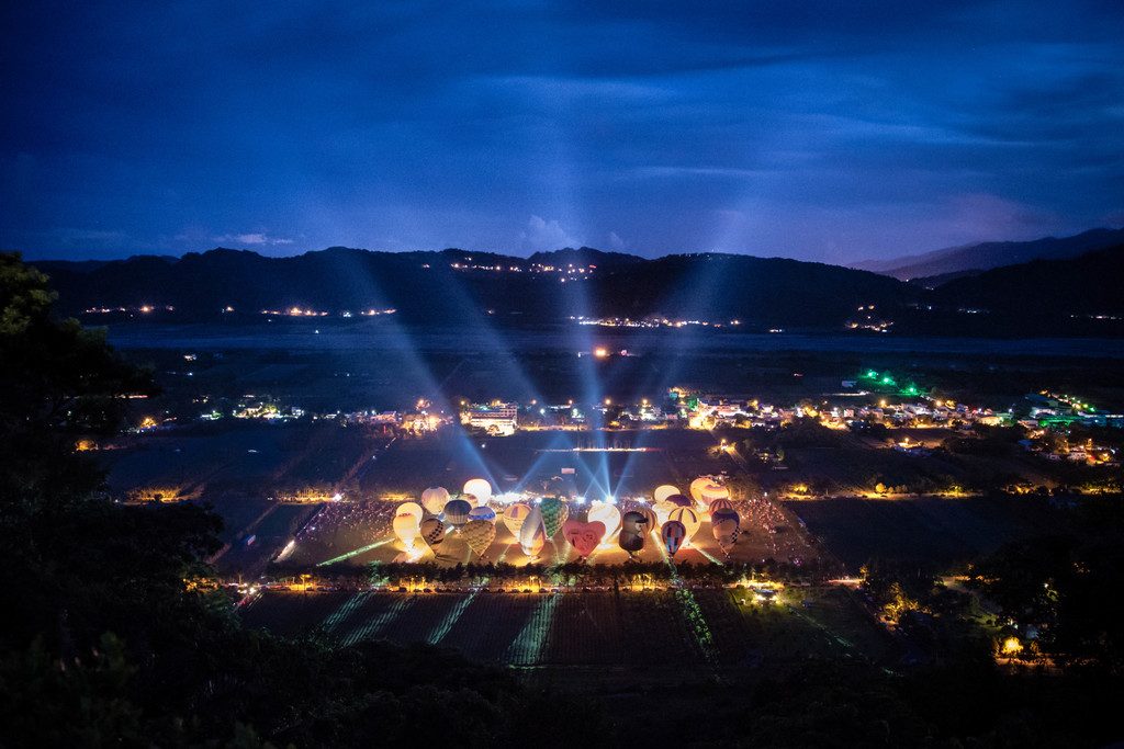 台湾国際熱気球カーニバルの光彫音楽コンサートの写真です。