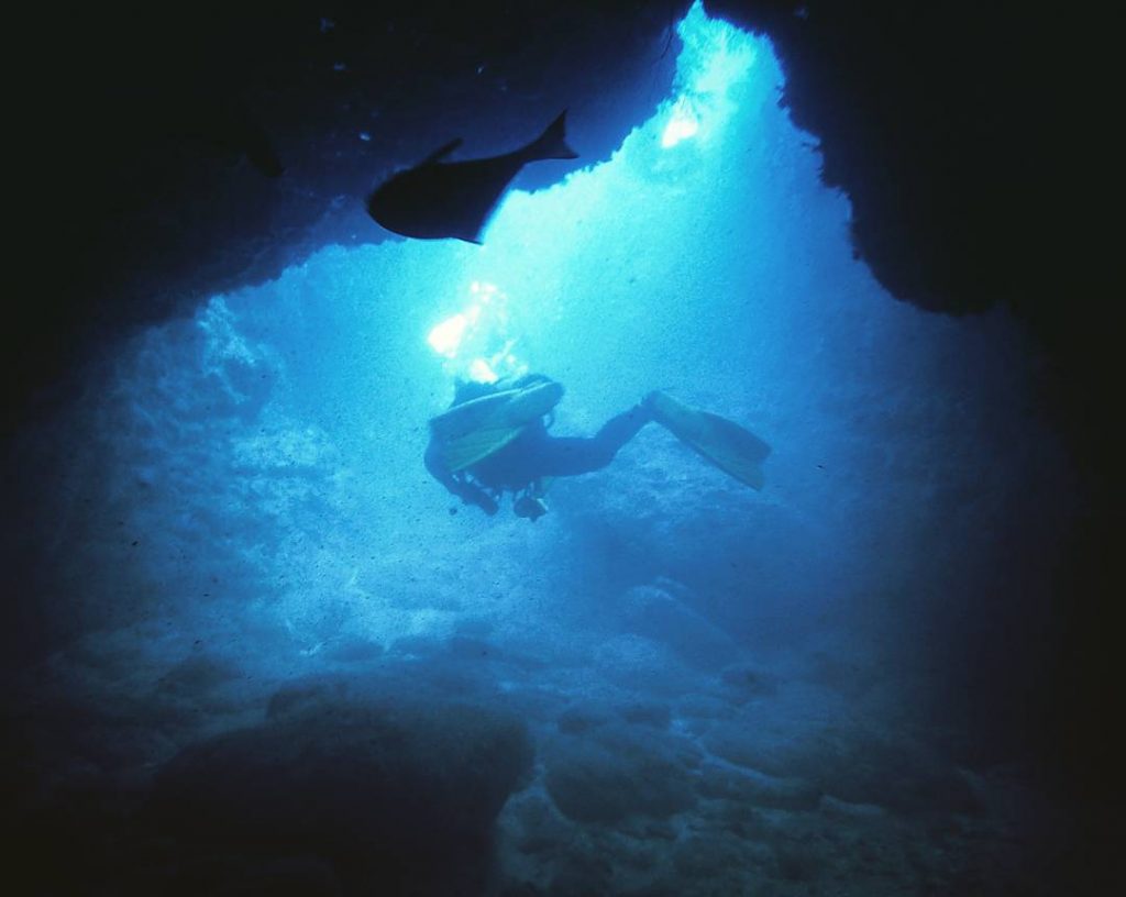 雙峰藍洞,墾丁潛水