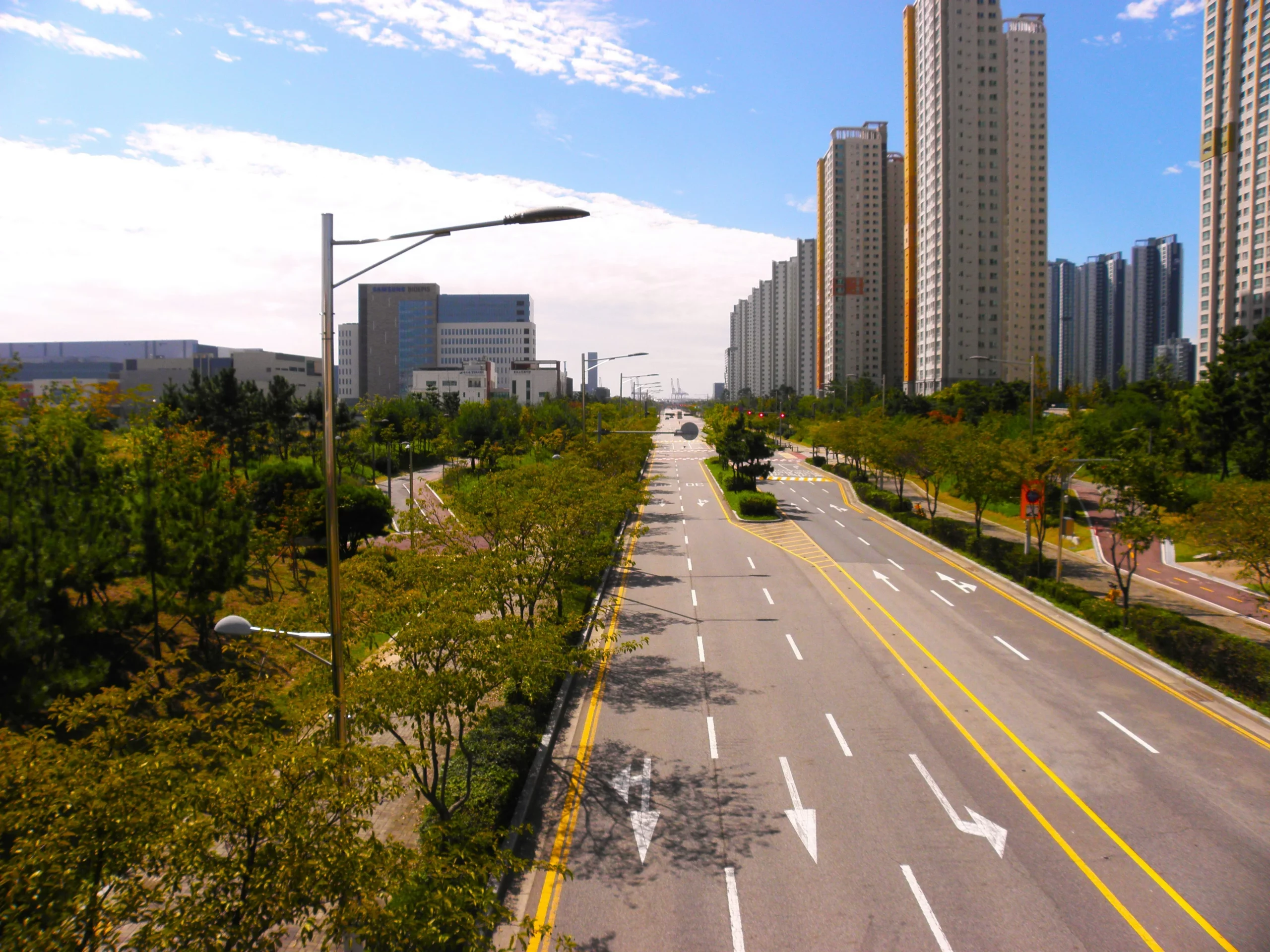 韓國租車,韓國交通,韓國街景,三個車道