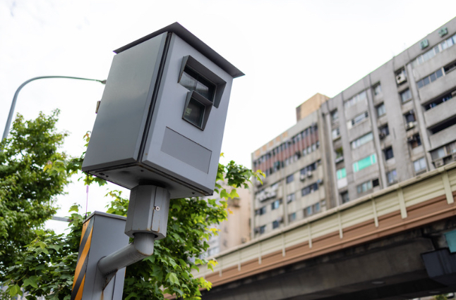 Illustration of a speed camera for budget car rental in taipei