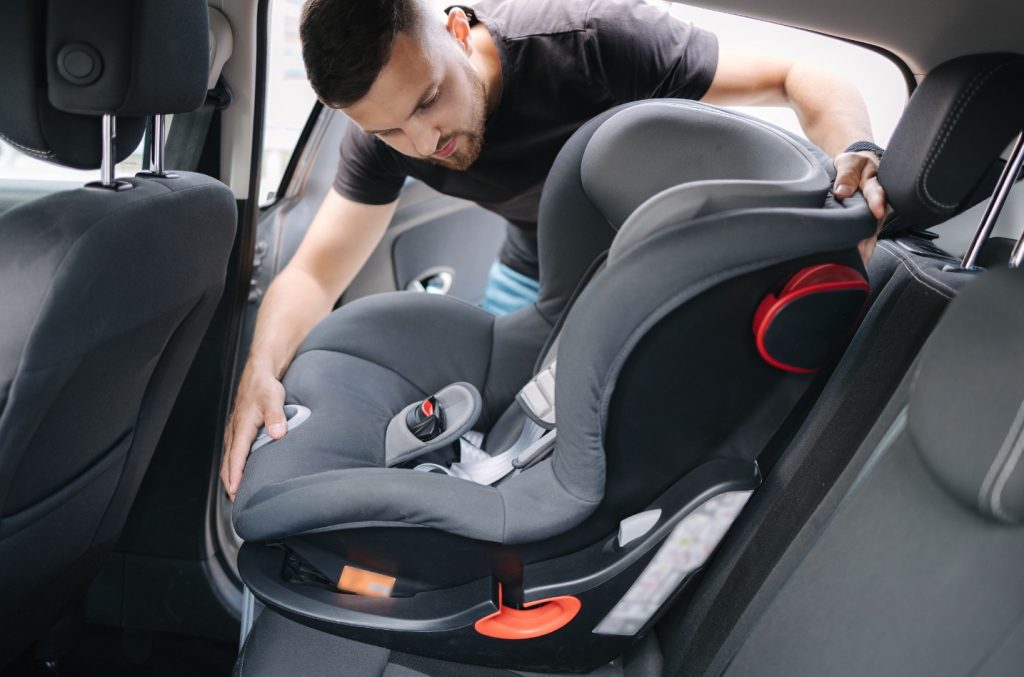 Ensuring safety with Okinawa car rental, Installing a child seat.