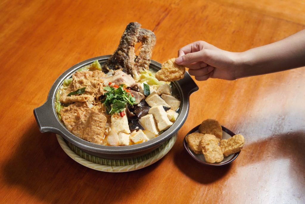 台湾料理-林聰明砂鍋魚頭の砂鍋魚頭の写真です。