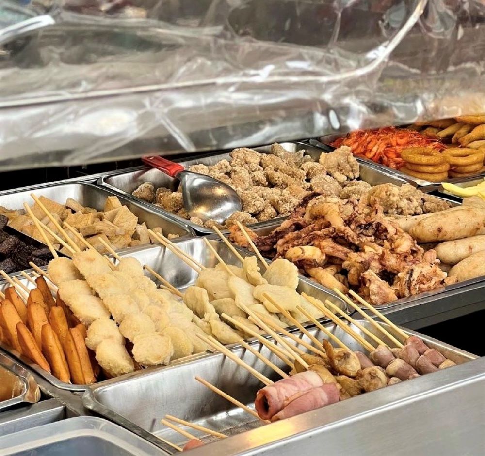 台湾料理-国声沾醤鶏排の料理の写真です。
