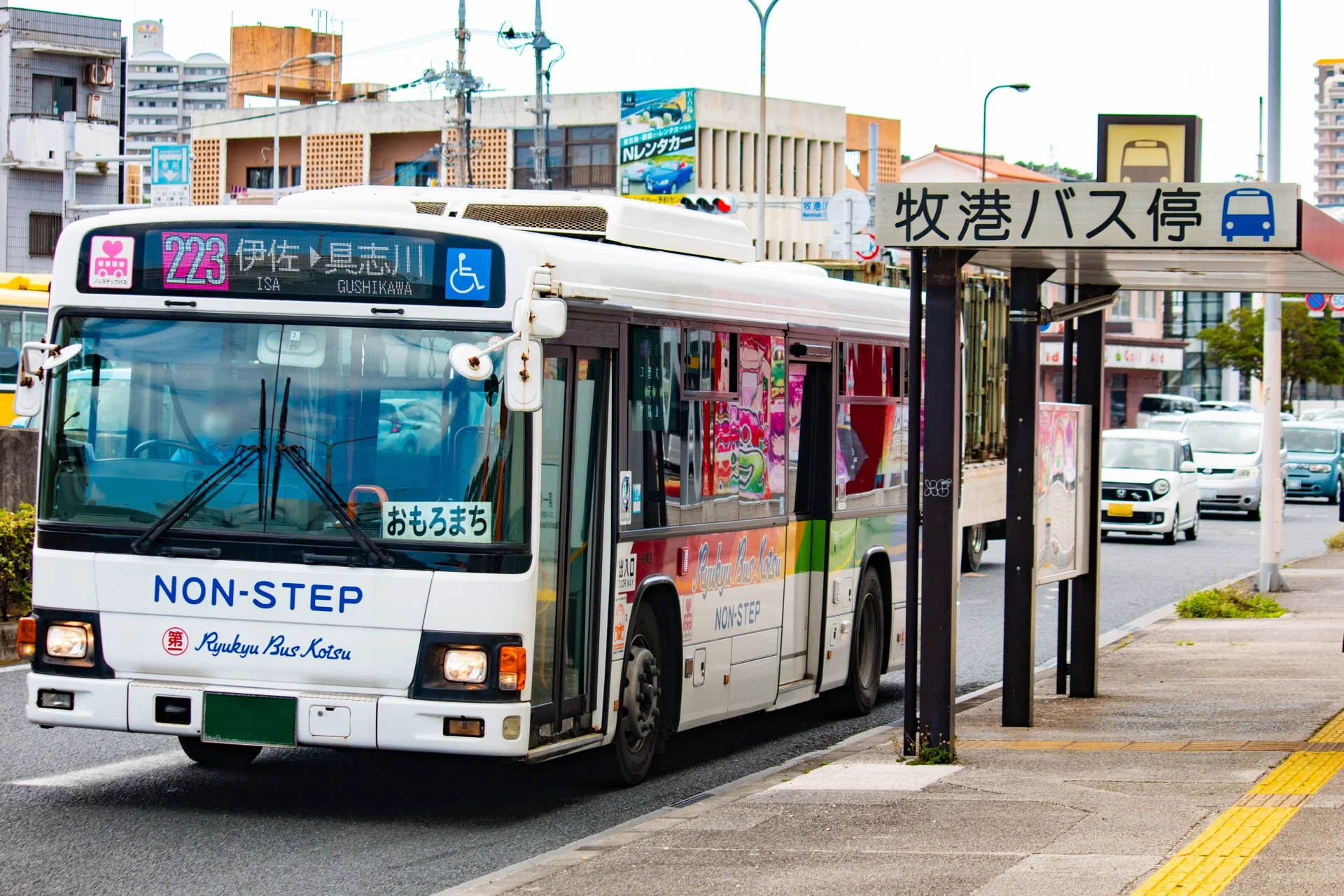 沖繩自由行交通方式,沖繩公車